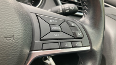 Nissan Qashqai 1.3 DiG-T 160 Acenta Premium 5dr Petrol Hatchback